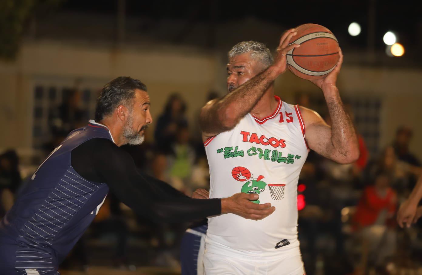 $!Tacos El Chile se queda corto en Torneo Retro de Baloncesto