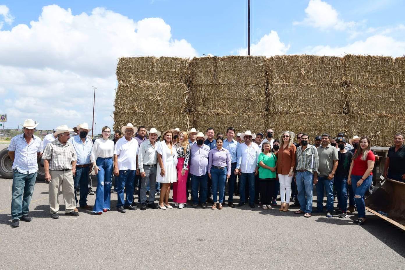 $!Reciben 27 emprendedores apoyos en equipamiento por parte de SEDECOM y la Secretaría de Economía