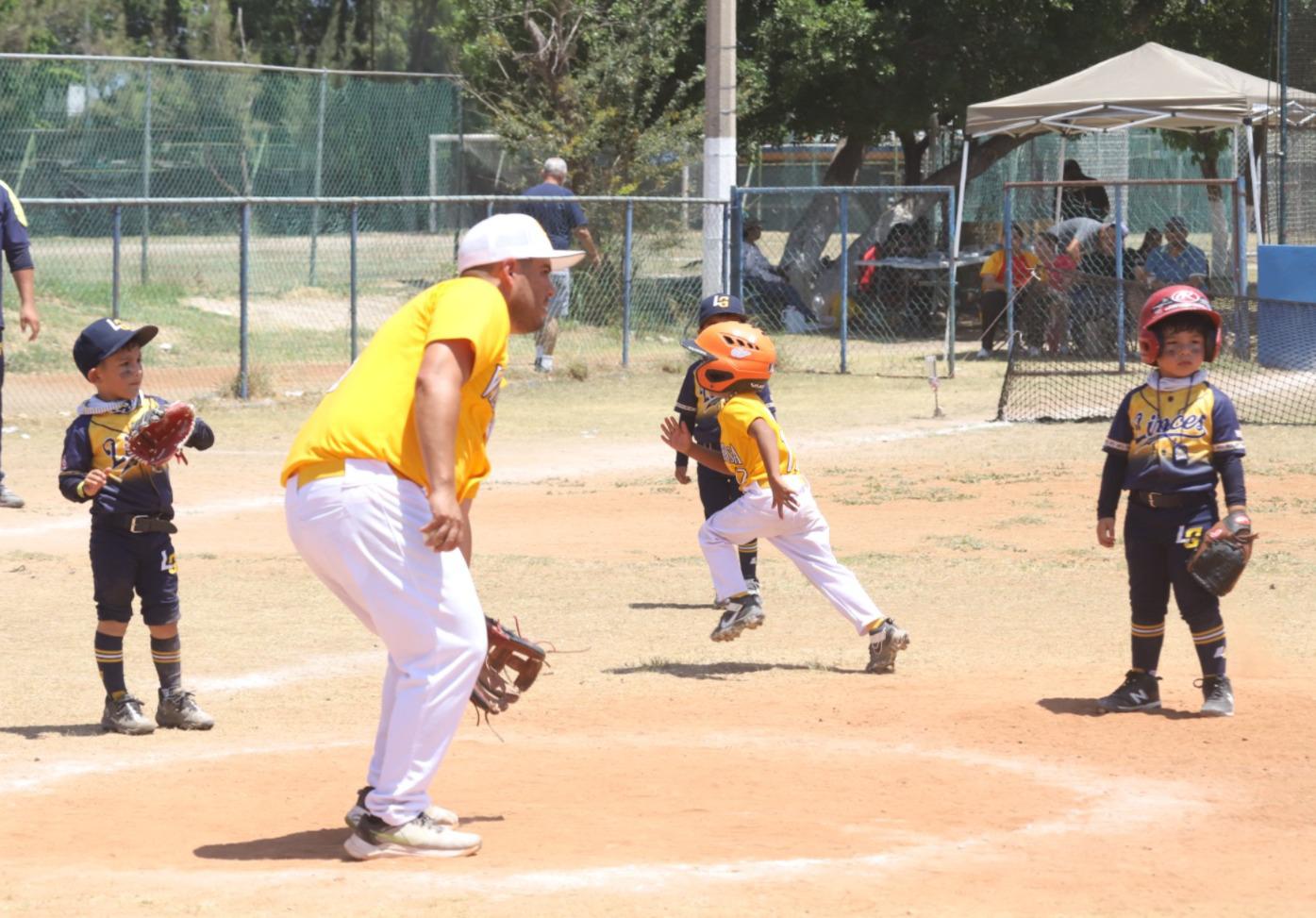 $!Liga Muralla saca la casta por Mazatlán en el Nacional Pañalitos