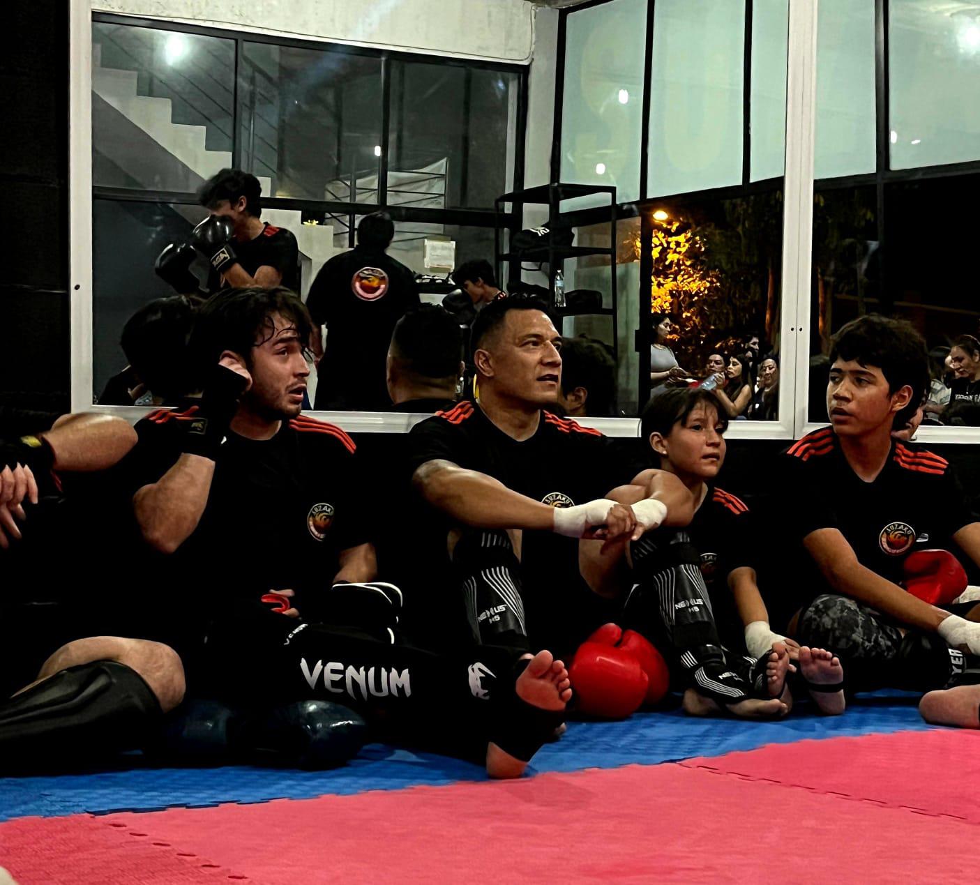 $!Academia de Kickboxing Suzaku realiza con éxito exámenes de grado de cinta