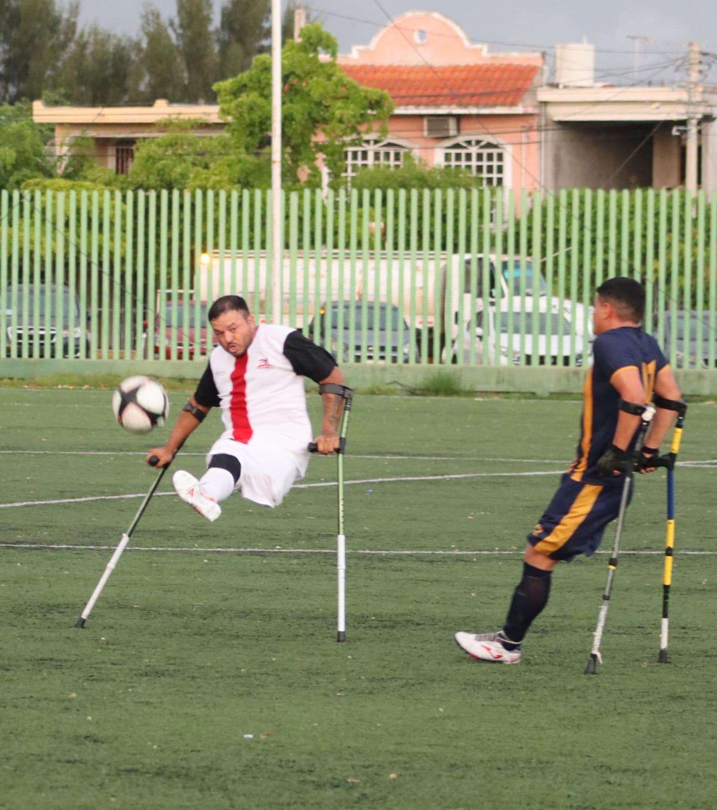 $!Golea Zorros de Sinaloa en su regreso a la Liga de Futbol para Amputados