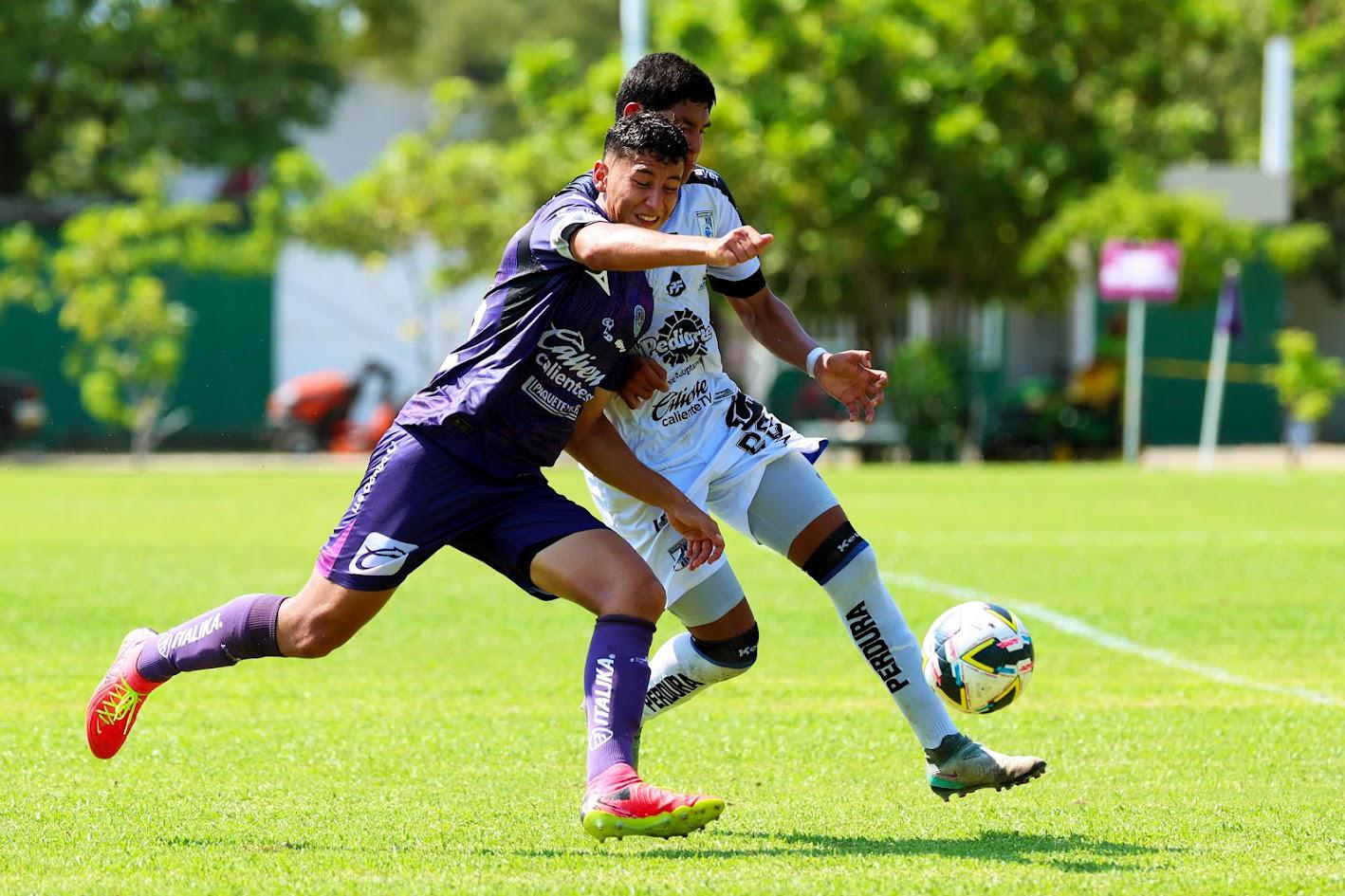 $!La Armería de Mazatlán FC suma puntos ante el Querétaro