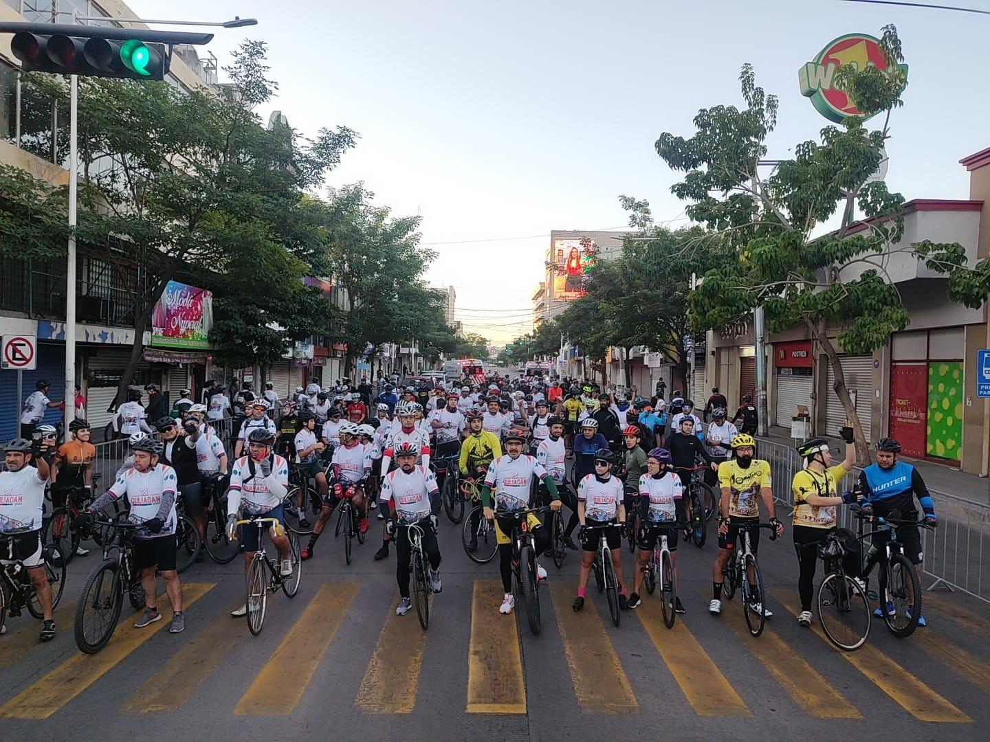 $!Un millar de ciclistas participan en el Gaxgo Tour Culiacán 2022