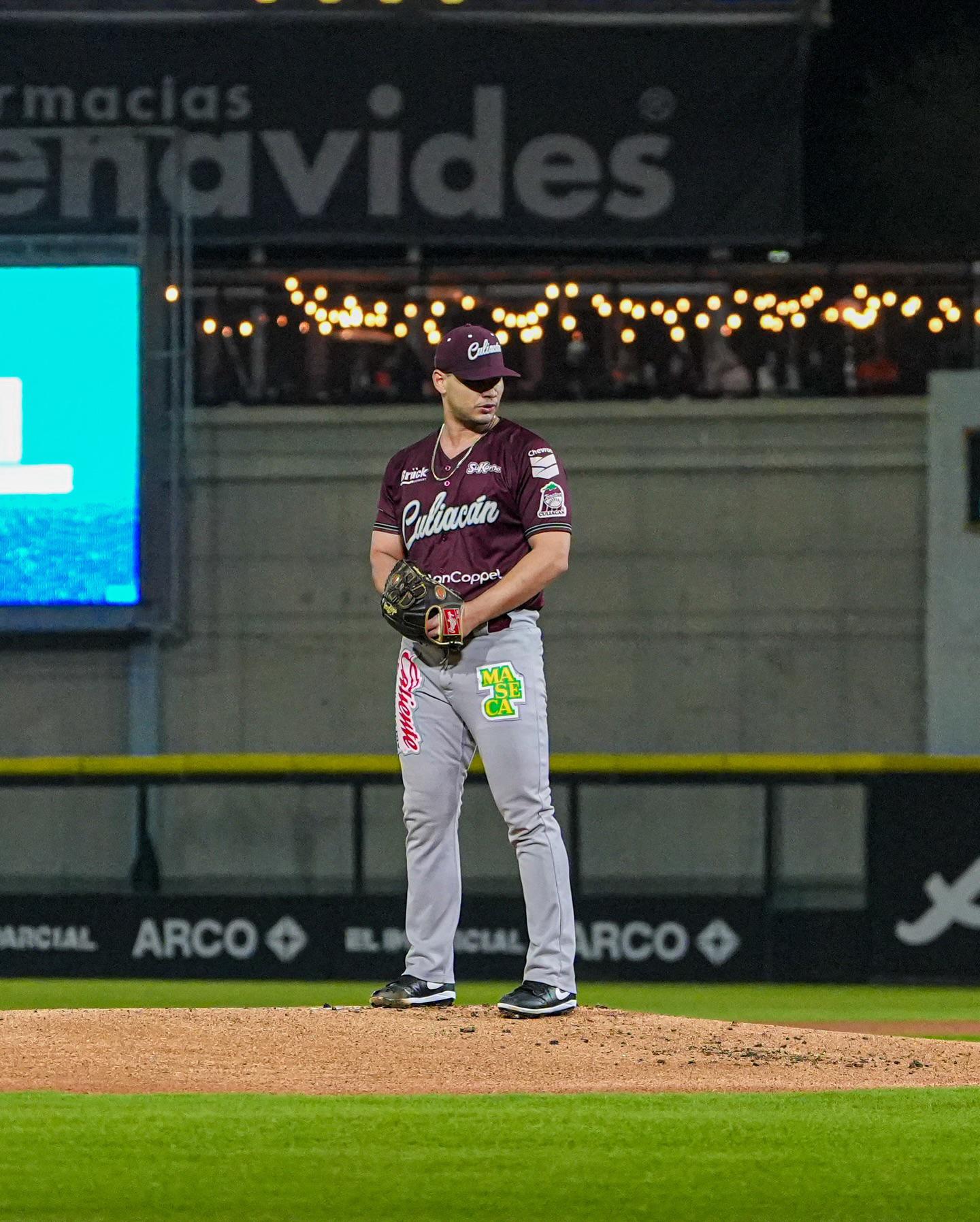 $!Tomateros de Culiacán alarga racha negativa en inicio de serie en Hermosillo