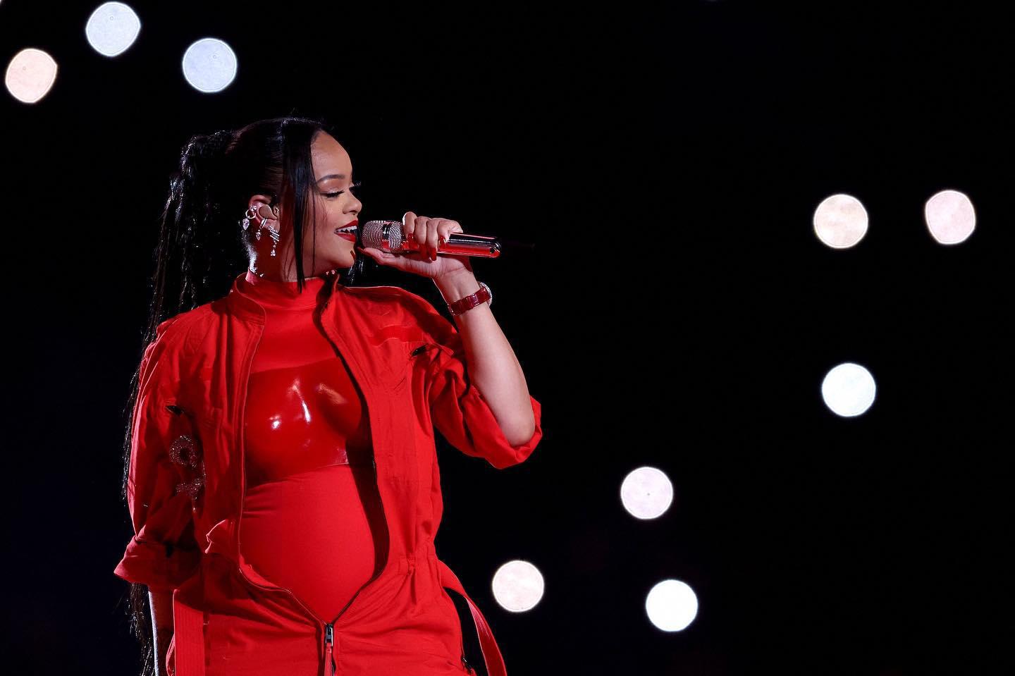 $!Confirma representante de Rihanna su segundo embarazo