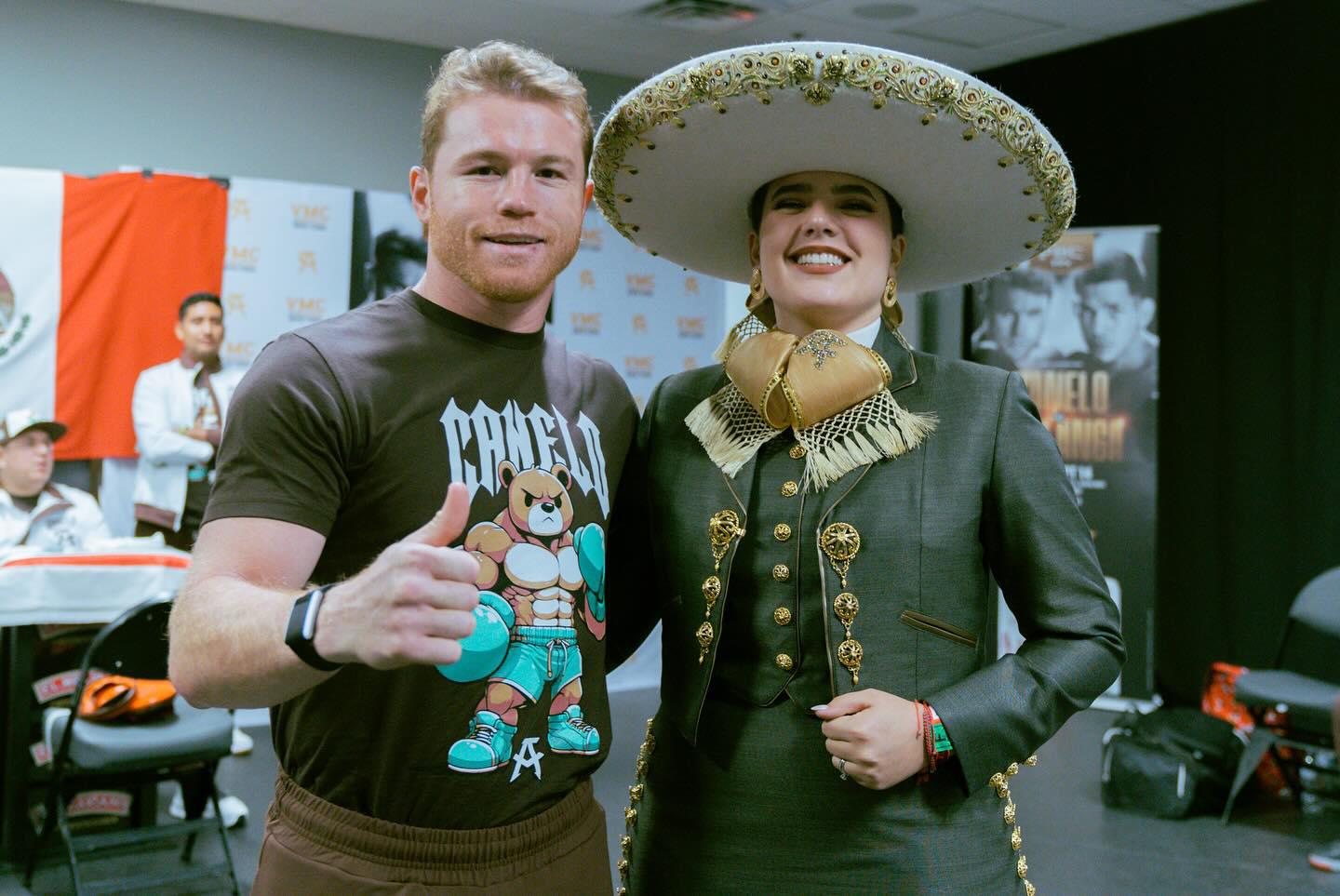 $!Camila Fernández junto a Saúl el “Canelo” Álvarez.