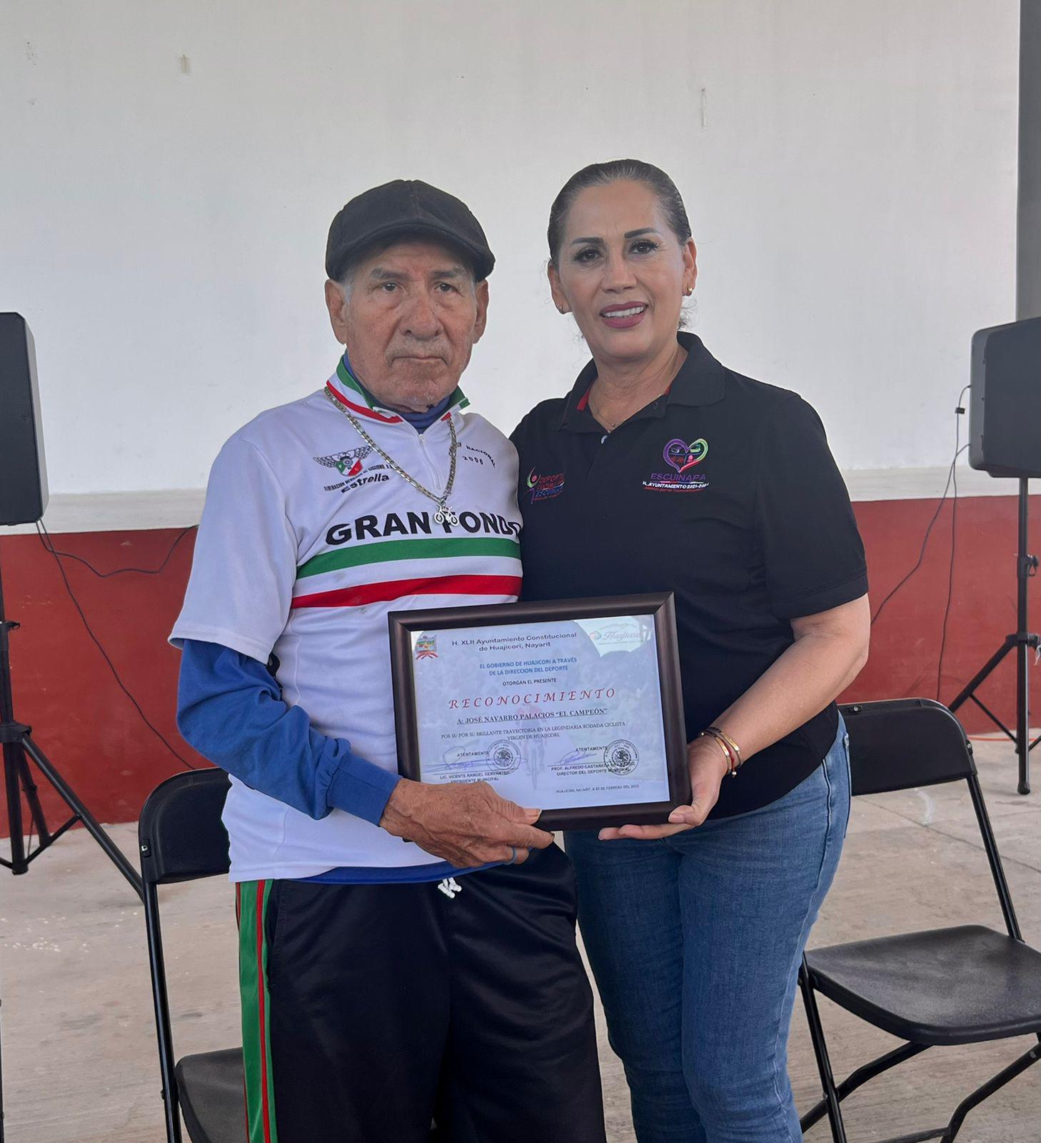 $!Cumplen ciclistas con Rodada a Huajicori