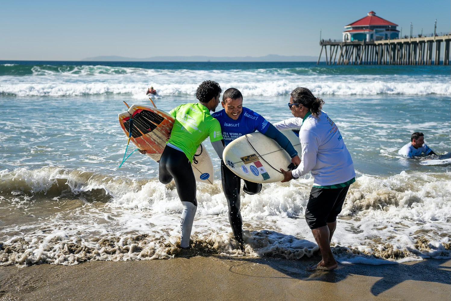 $!Mazatleco ‘Shutama’ Díaz, satisfecho tras quinto lugar en Mundial de Para Surfing 2024