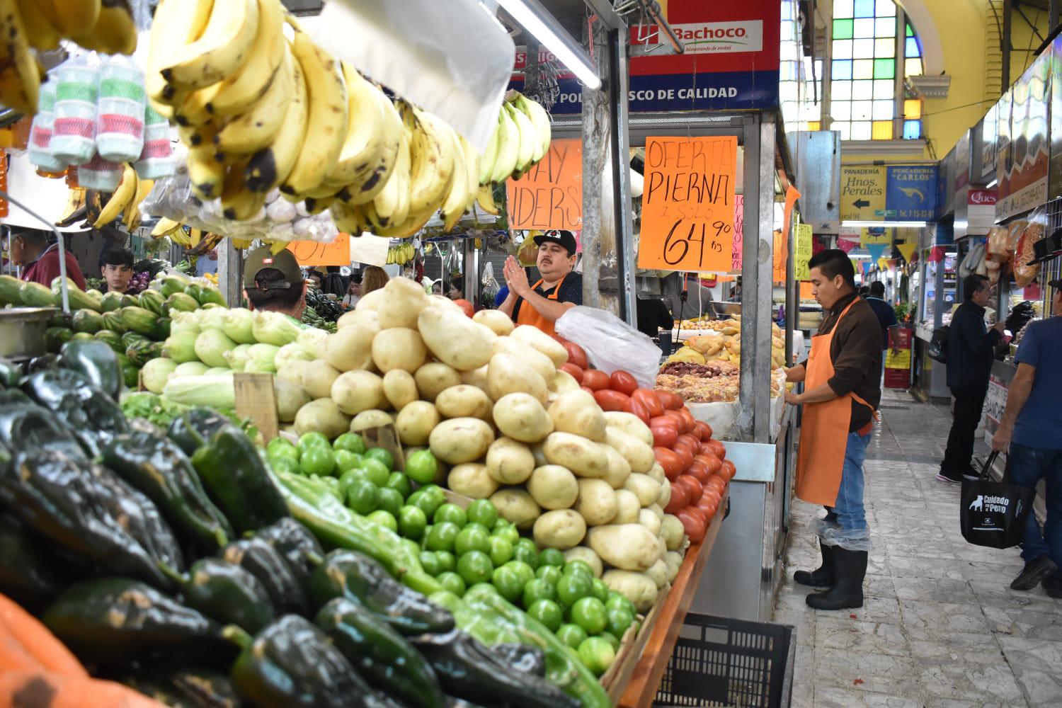 $!Precios de la canasta básica se mantienen en el Mercado Garmendia de Culiacán