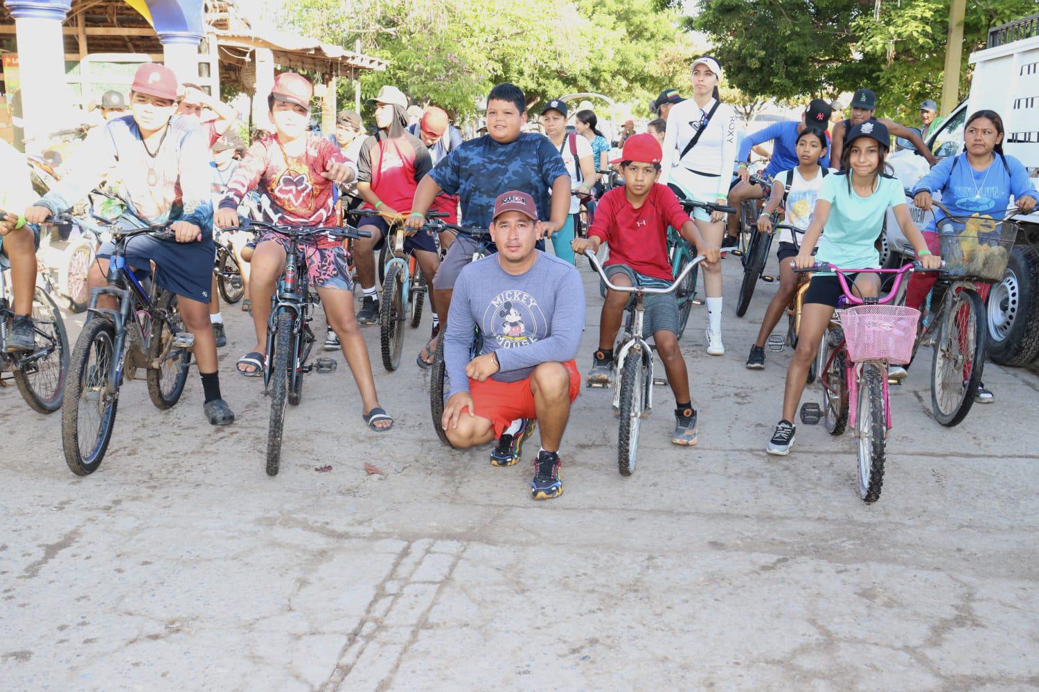 $!Disfrutan más de 50 ciclistas la Rodada 10KM, en la Isla de la Piedra