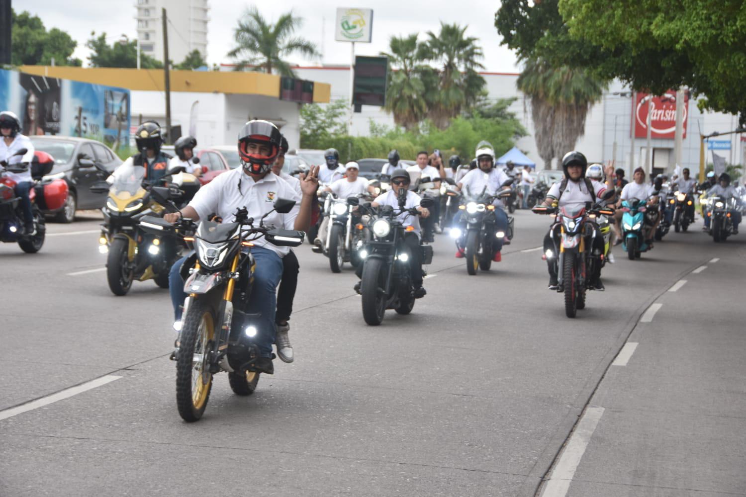 $!Marchan en Culiacán para recuperar sus calles y exigir la paz para Sinaloa