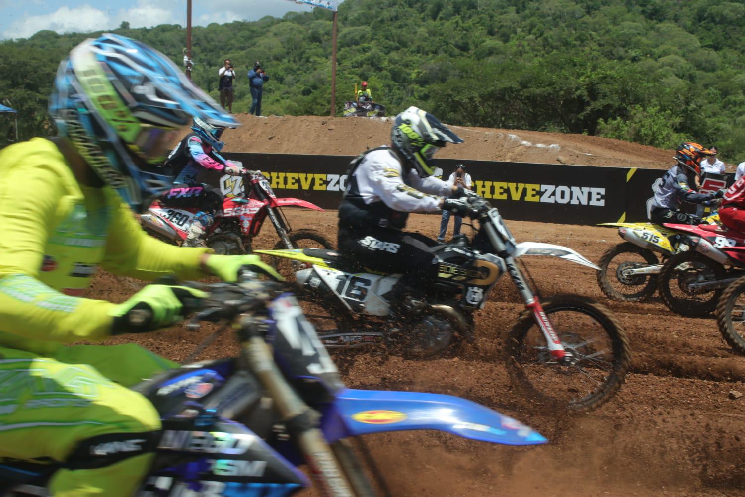 $!Se corre en Mazatlán sexta fecha del Campeonato Nacional de Motocross