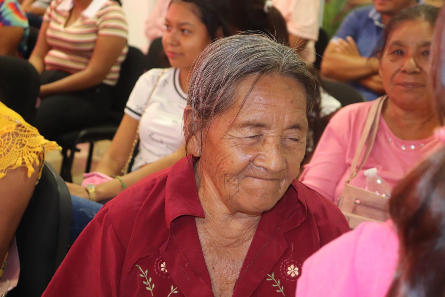 $!Dialogan con mujeres indígenas sobre la erradicación de la violencia de género en Escuinapa