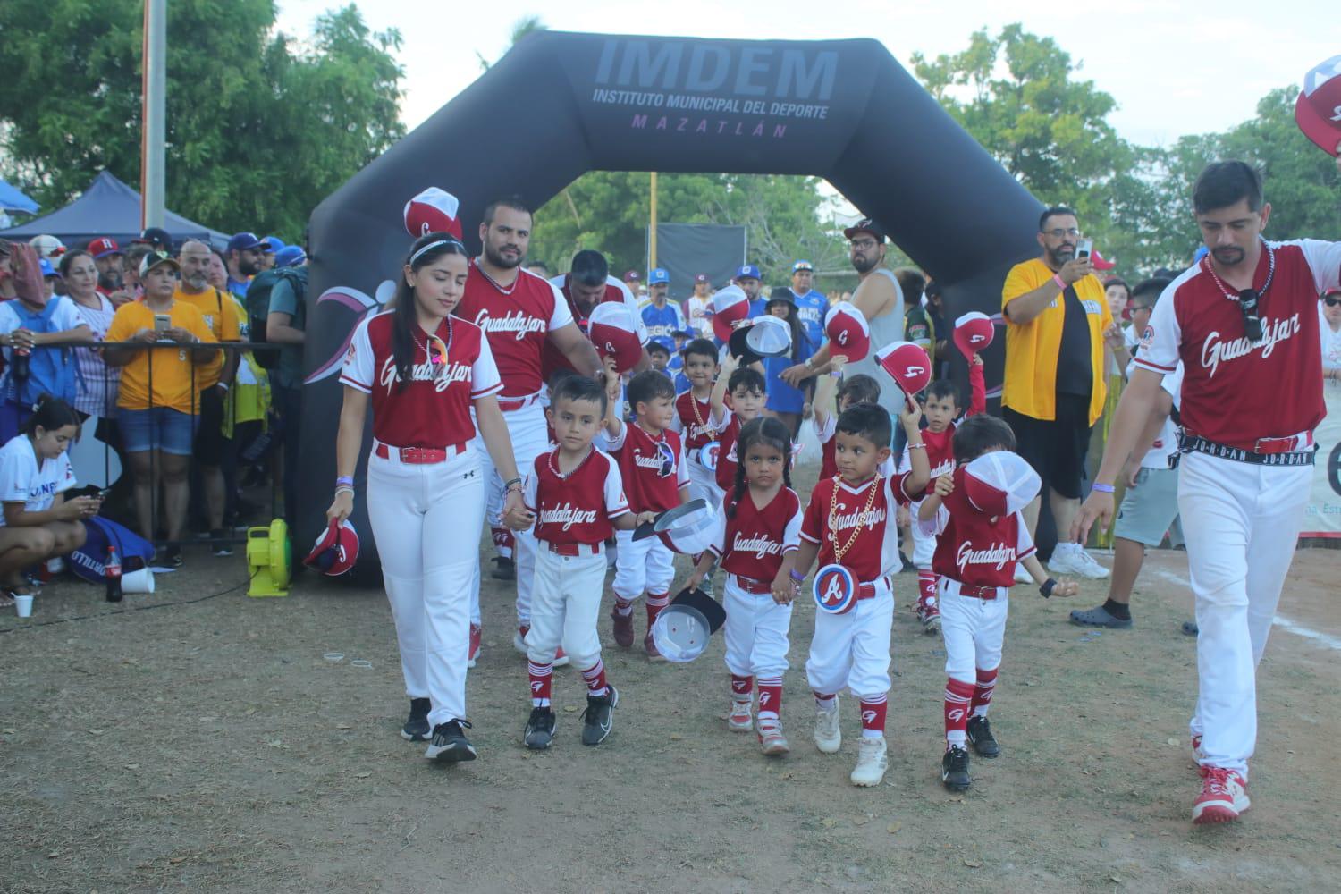 $!Arranca Campeonato Nacional Pañalitos con una colorida inauguración en el Muralla