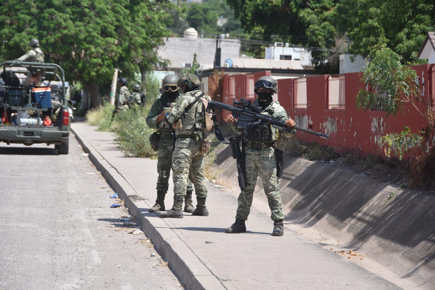 $!Reportan privación de la libertad de dos personas que instalaban un portón en la 21 de Marzo, en Culiacán