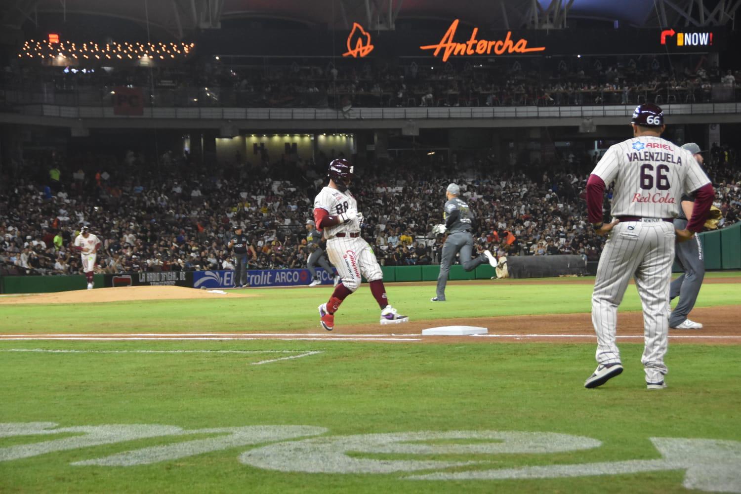 $!Tomateros de Culiacán comienza con el pie derecho la Temporada 2024-2025 de la LMP