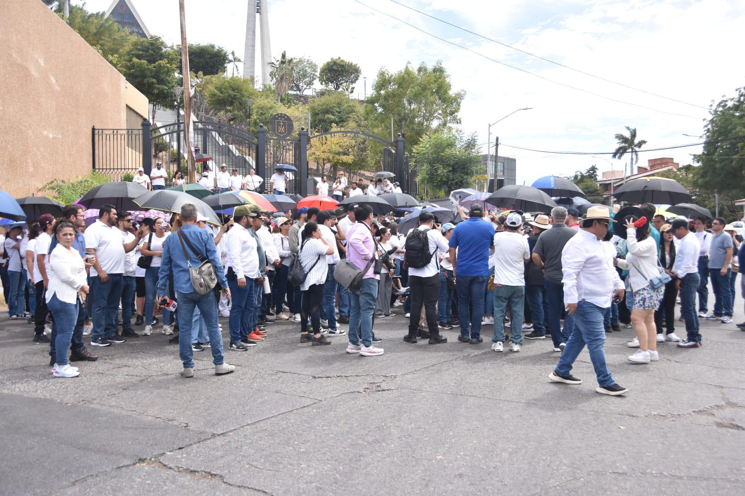 $!Tras desaparición de su secretario, Partido Sinaloense suspende campañas en todo el estado