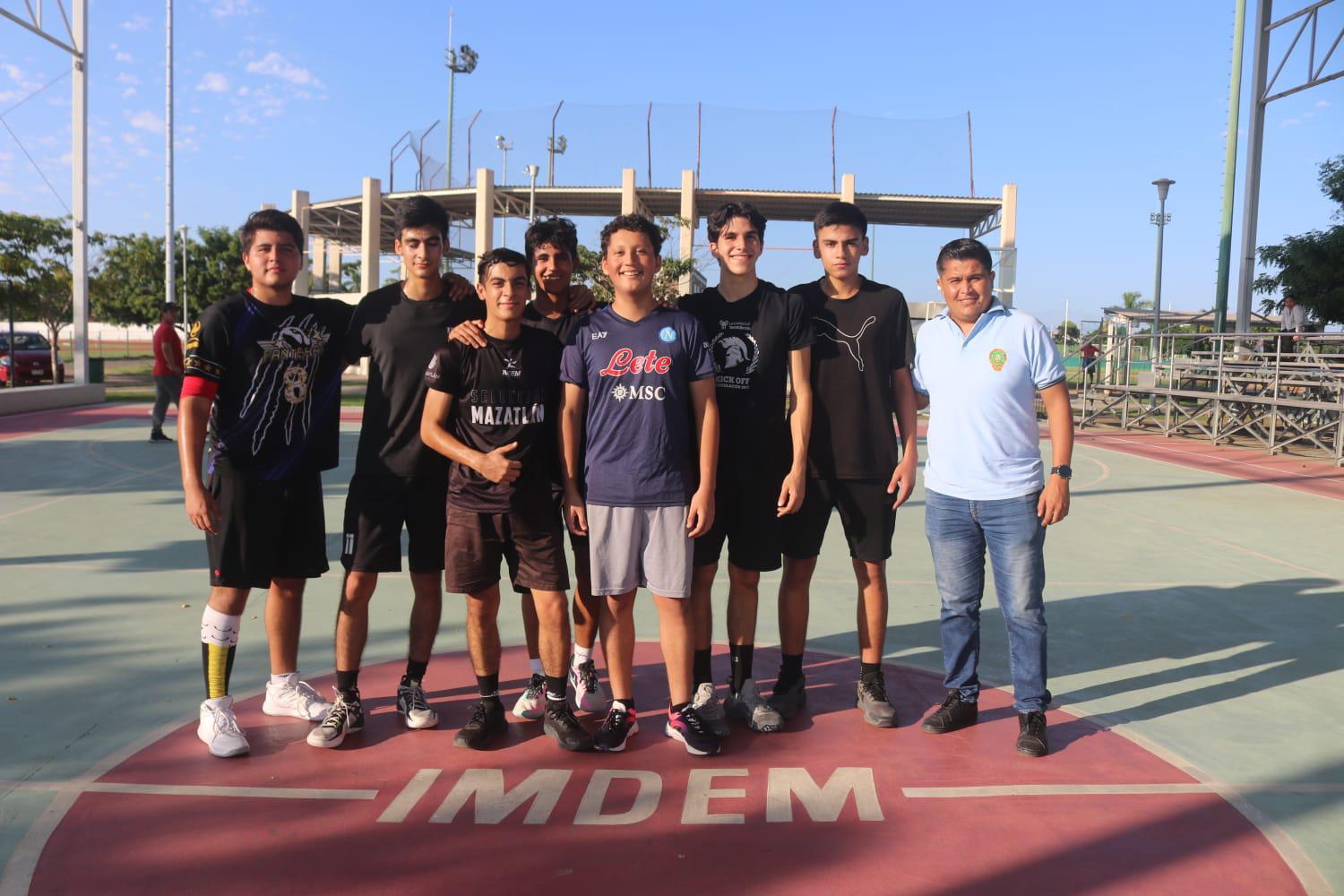 $!Colegio Militarizado y Prepa Vasconcelos se coronan en handball de Olimpiada Deportiva Estudiantil