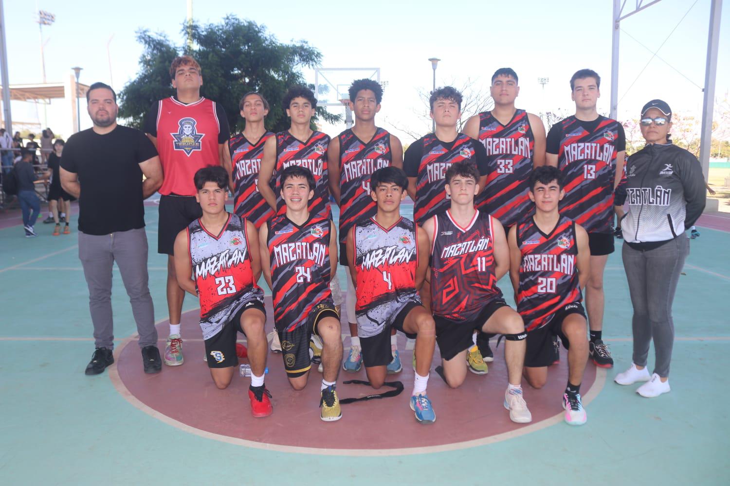 $!Enseña la Selección de Basquetbol de Mazatlán su poderío