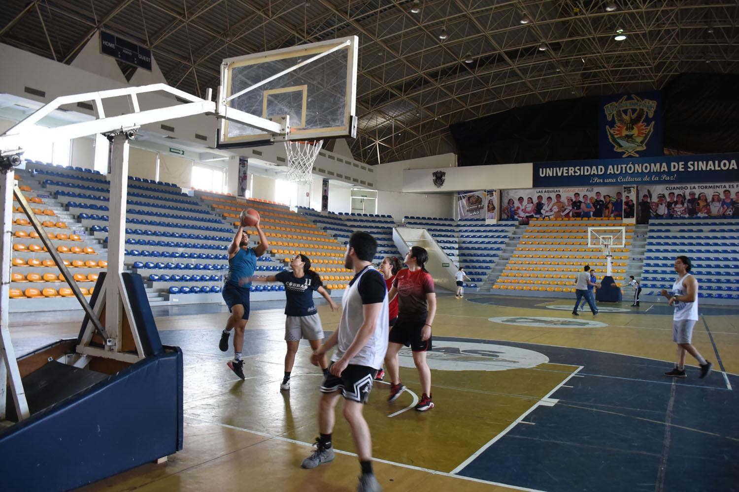 Invitan a formar parte de la Escuela de Basquetbol infantil de la UAS