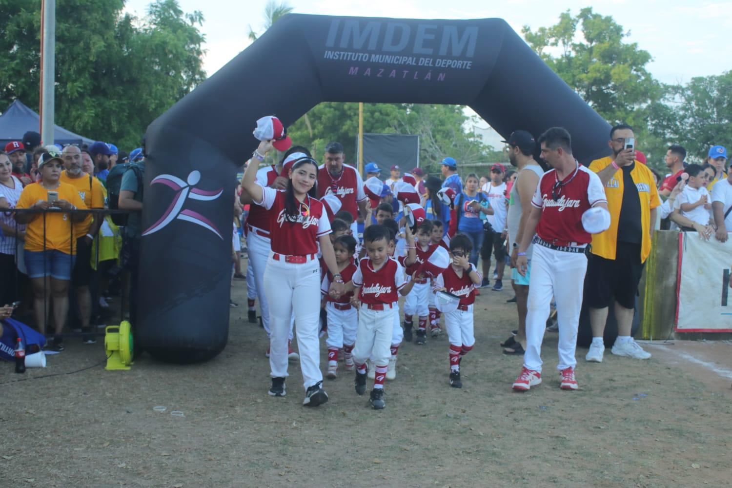 $!Arranca Campeonato Nacional Pañalitos con una colorida inauguración en el Muralla