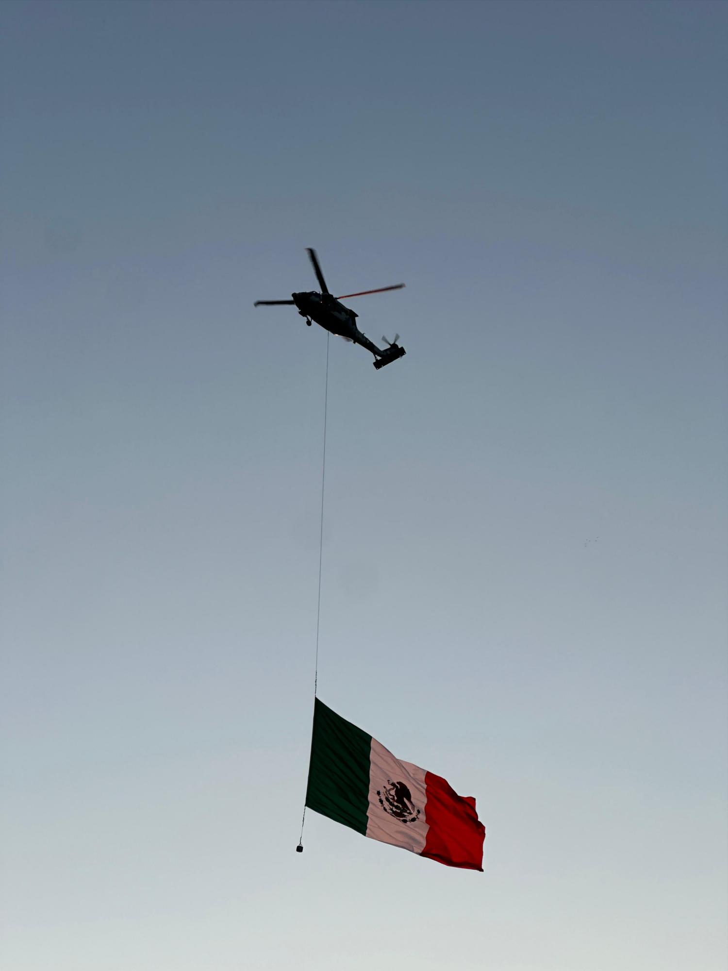 $!¡Gobernador, a Emmanuel lo queremos vivo!, claman familiares y amigos del joven de Concordia desaparecido en Mazatlán