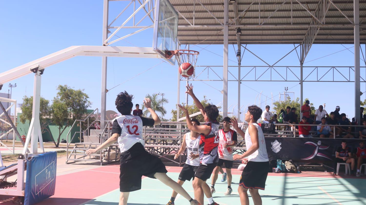 $!Enseña la Selección de Basquetbol de Mazatlán su poderío