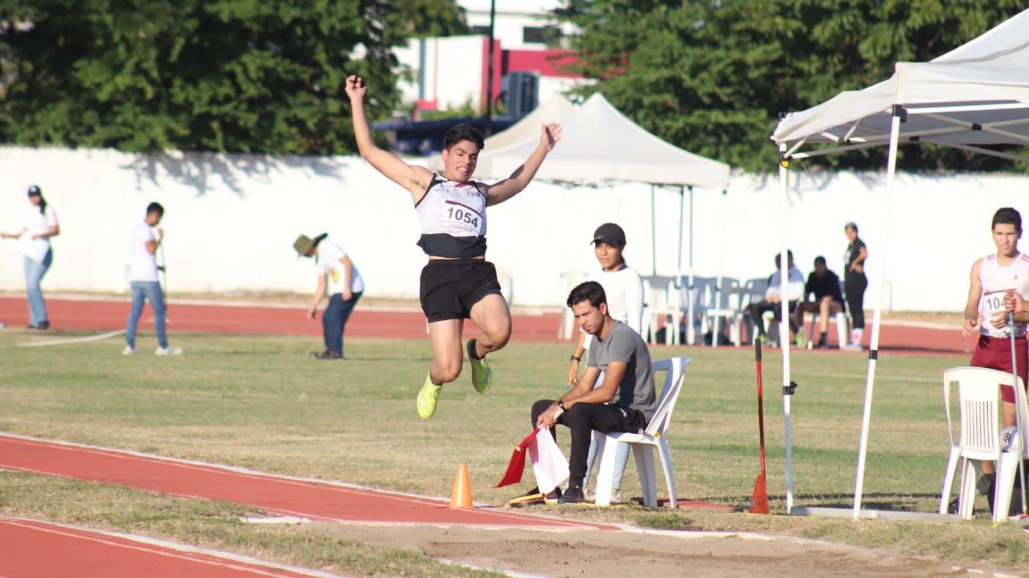 $!Se reúnen en Mazatlán los mejores prospectos de atletismo del estado