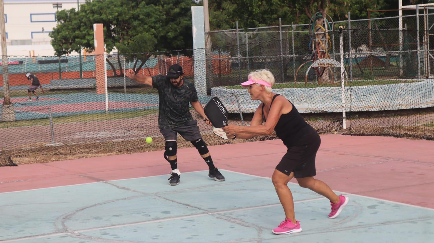 $!Introducen el pickleball en la Unidad Deportiva Sahop