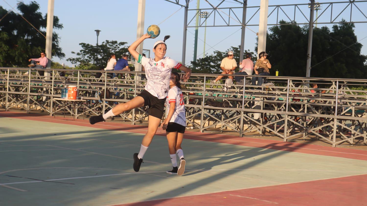 $!Colegio Militarizado y Prepa Vasconcelos se coronan en handball de Olimpiada Deportiva Estudiantil