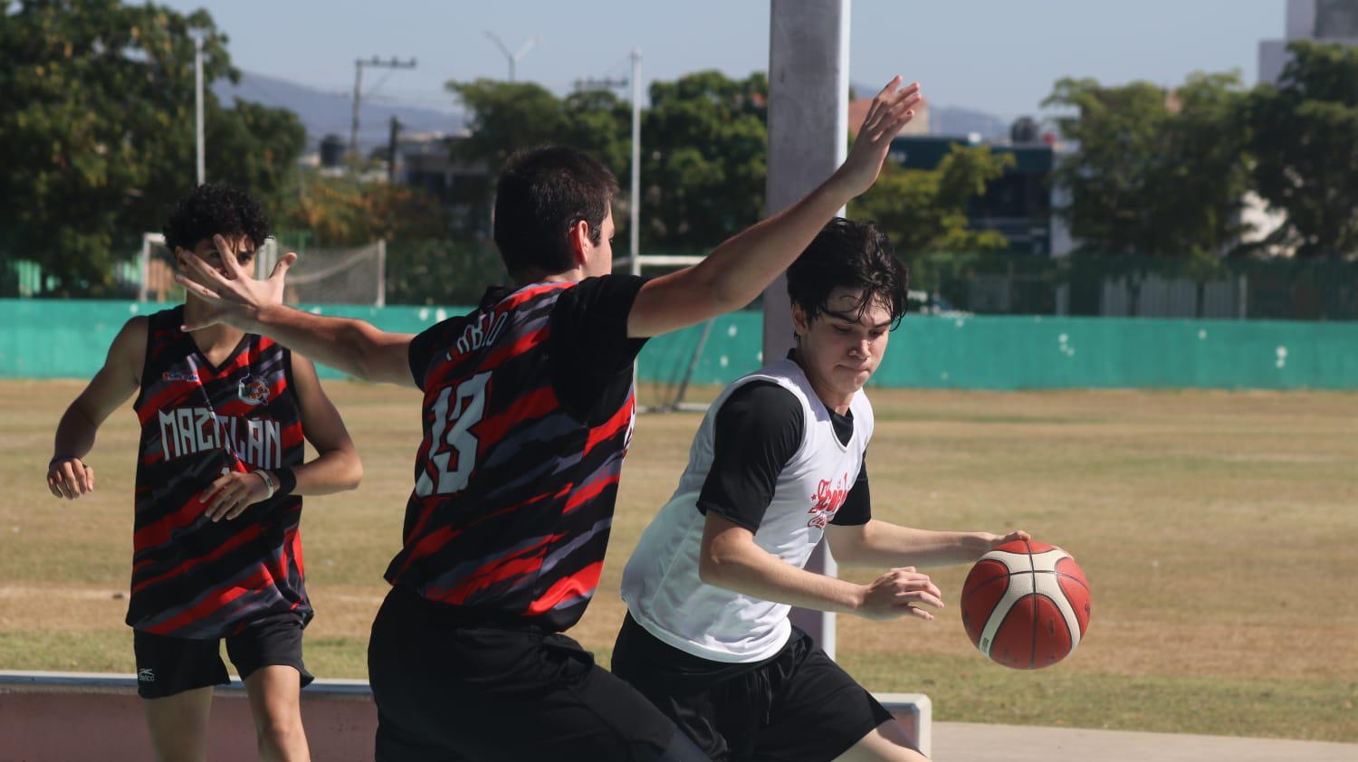 $!Enseña la Selección de Basquetbol de Mazatlán su poderío