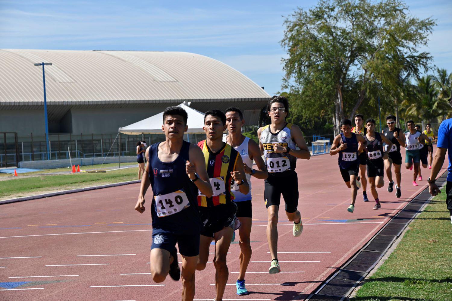 $!Arranca en la pista de Ciudad Universitaria el Macro Regional de Atletismo