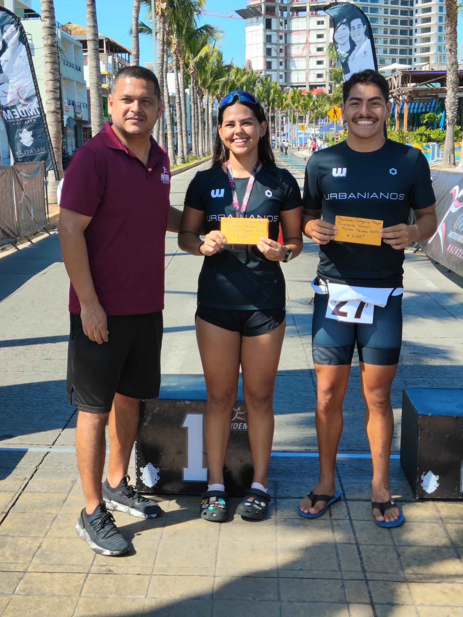 $!César Ortega y Daniela Córdova conquistan el Primer Triatlón Trimaz 2024