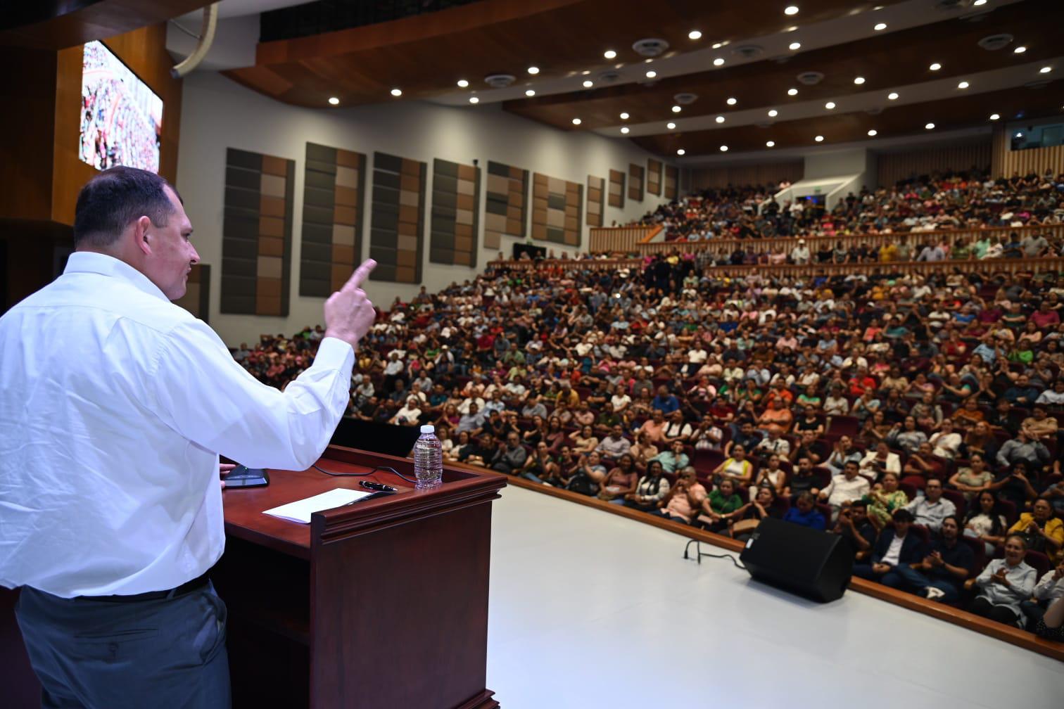 $!Universitarios de Sinaloa se declaran listos para ir al Zócalo a informarle a AMLO caso de la UAS