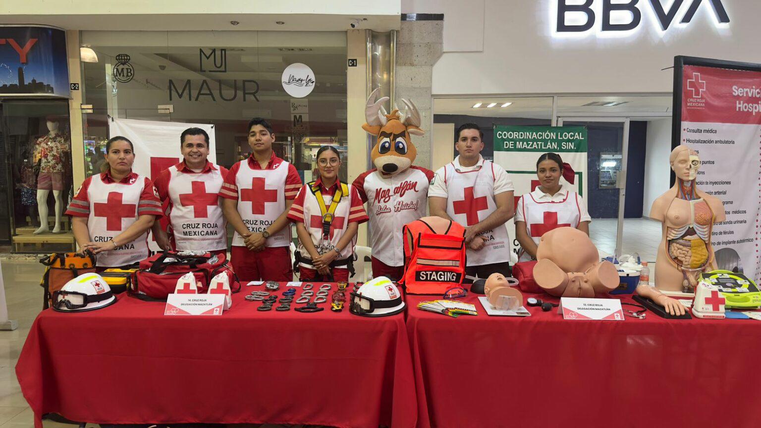 $!Venados de Mazatlán apoya Expo Feria de la Salud de la Cruz Roja