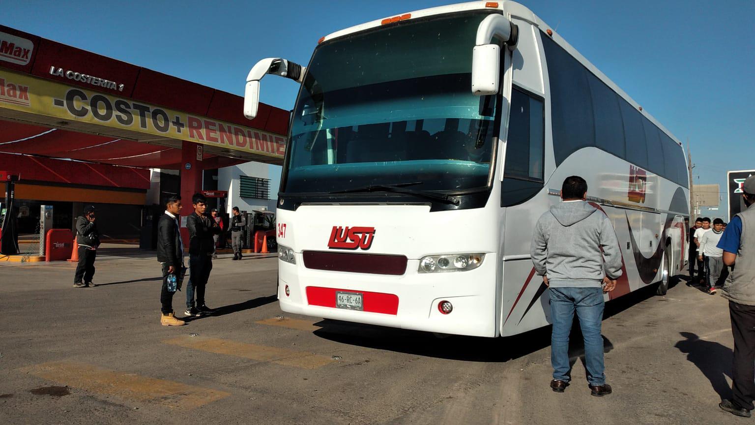 $!Hombres armados disparan contra autobús en ‘La Costerita’; una persona resulta herida