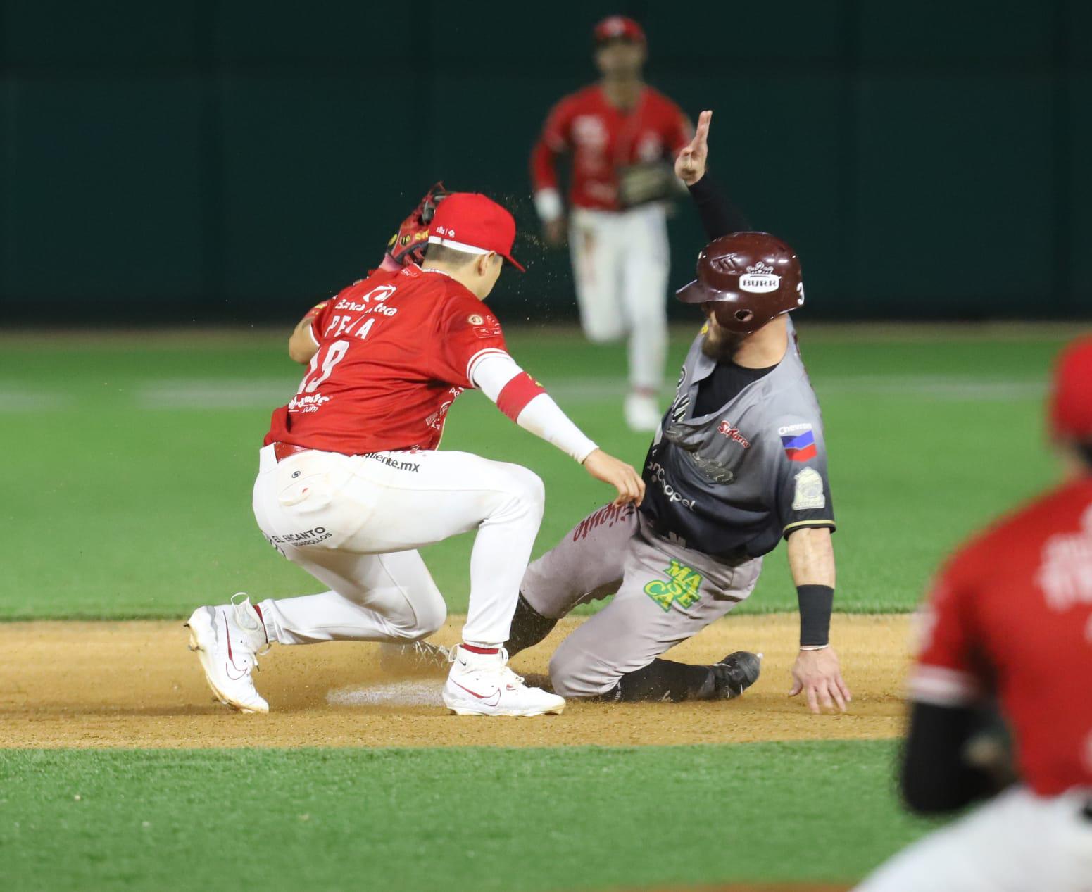 $!Venados de Mazatlán da el primer golpe en semifinal ante Tomateros de Culiacán