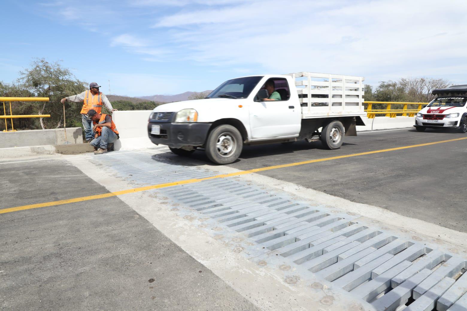 $!Reabren a la circulación el puente de El Quelite