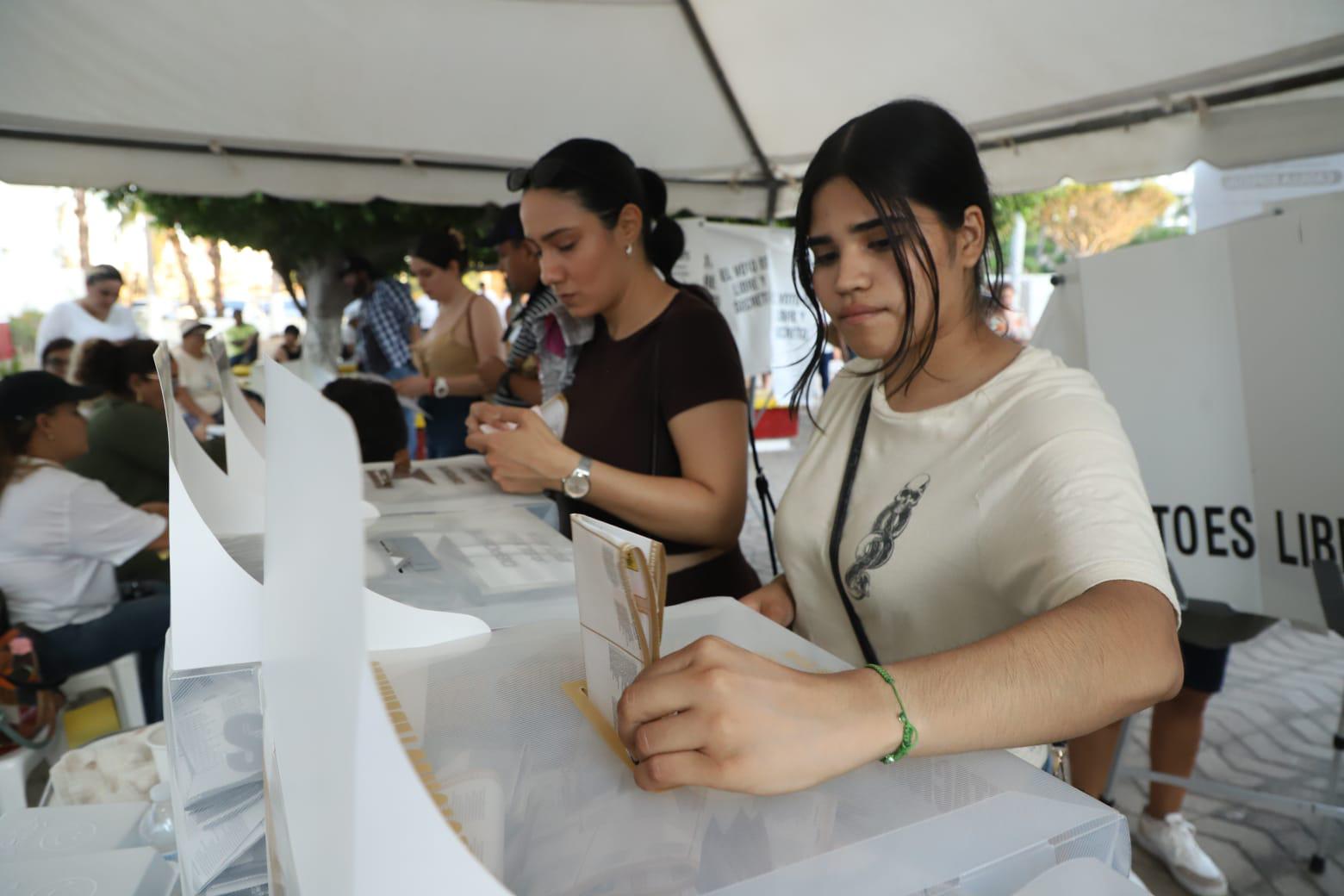 $!En casilla especial de Conapesca más de 200 personas se quedaron sin votar