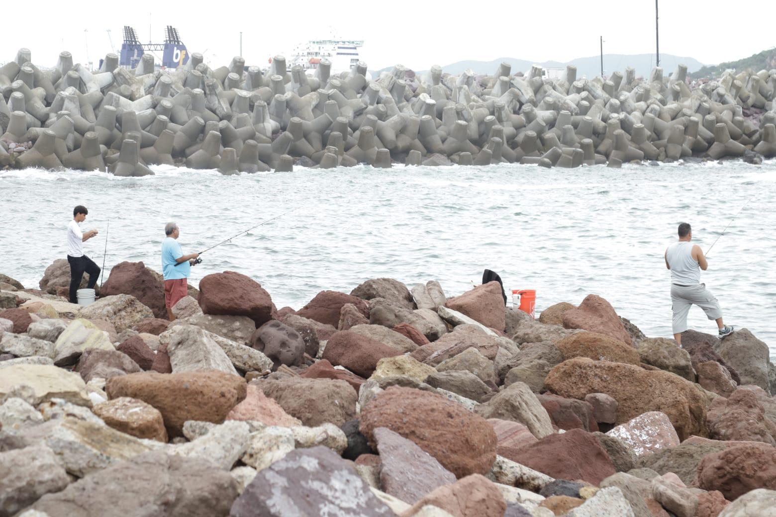 $!Cierran el Faro de Mazatlán por las lluvias para evitar accidentes