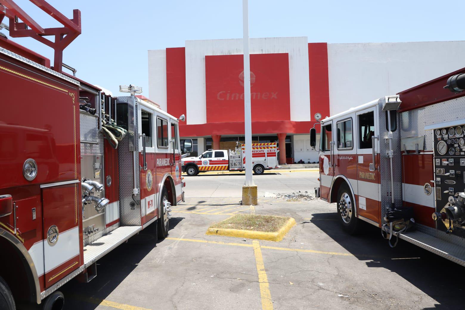 $!Bomberos Mazatlán reciben capacitación de ‘autorescate’ por Bomberos de Tijuana