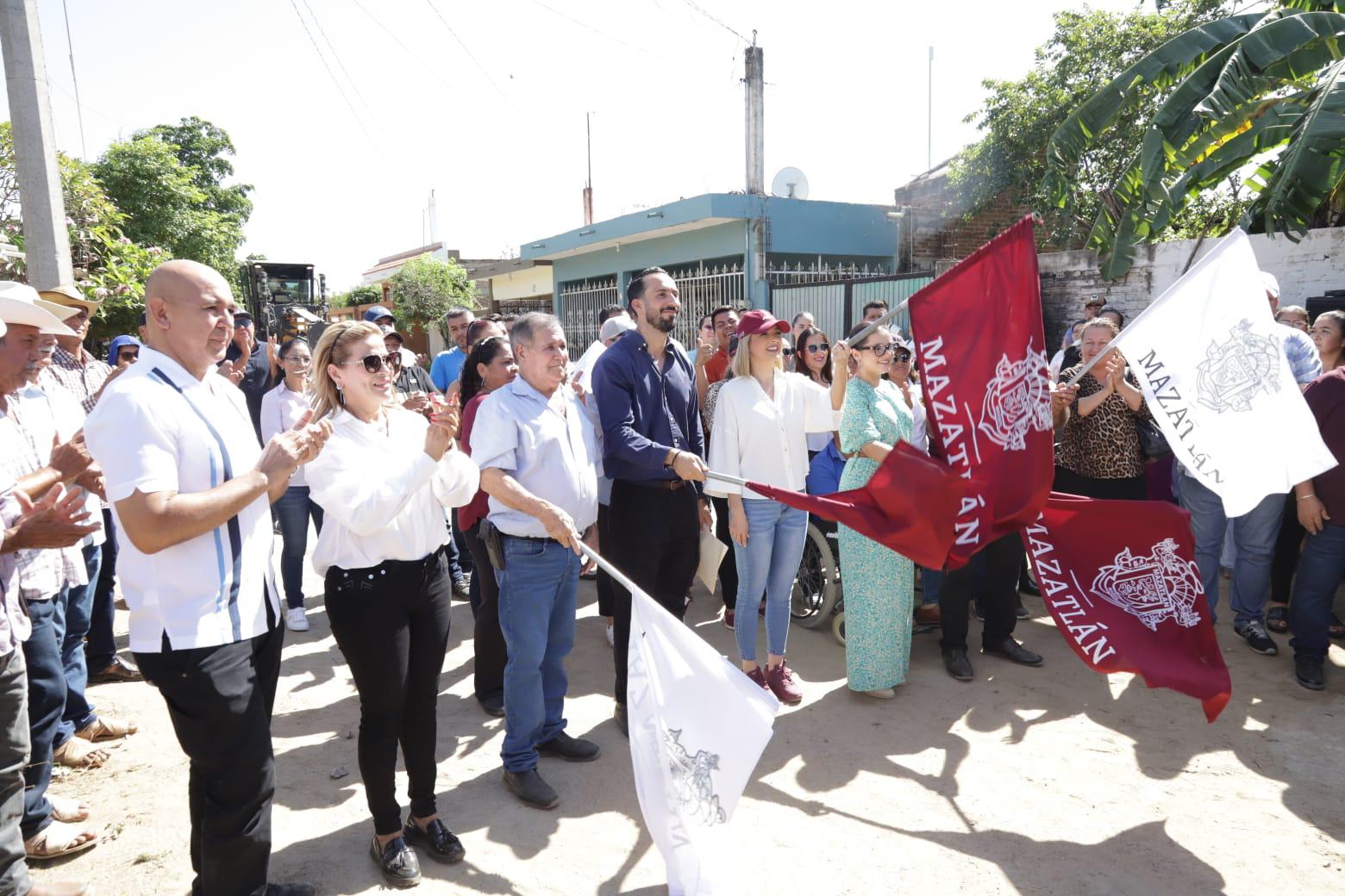 $!Arranca Estrella Palacios programa ‘Camino al andar’ en El Recodo