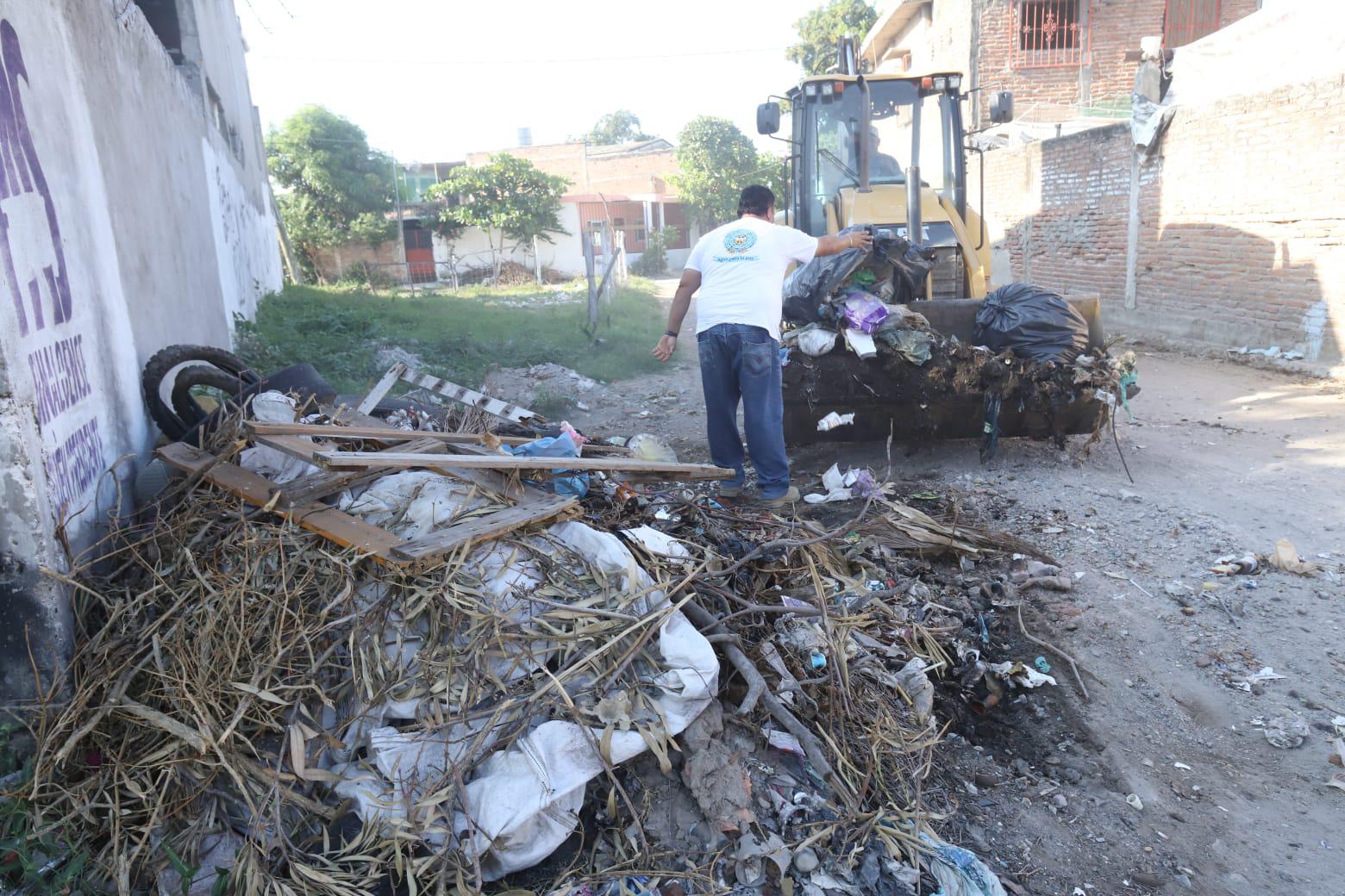 $!Llega a Colonia 12 de Mayo jornada de limpieza comunitaria de Jumapam