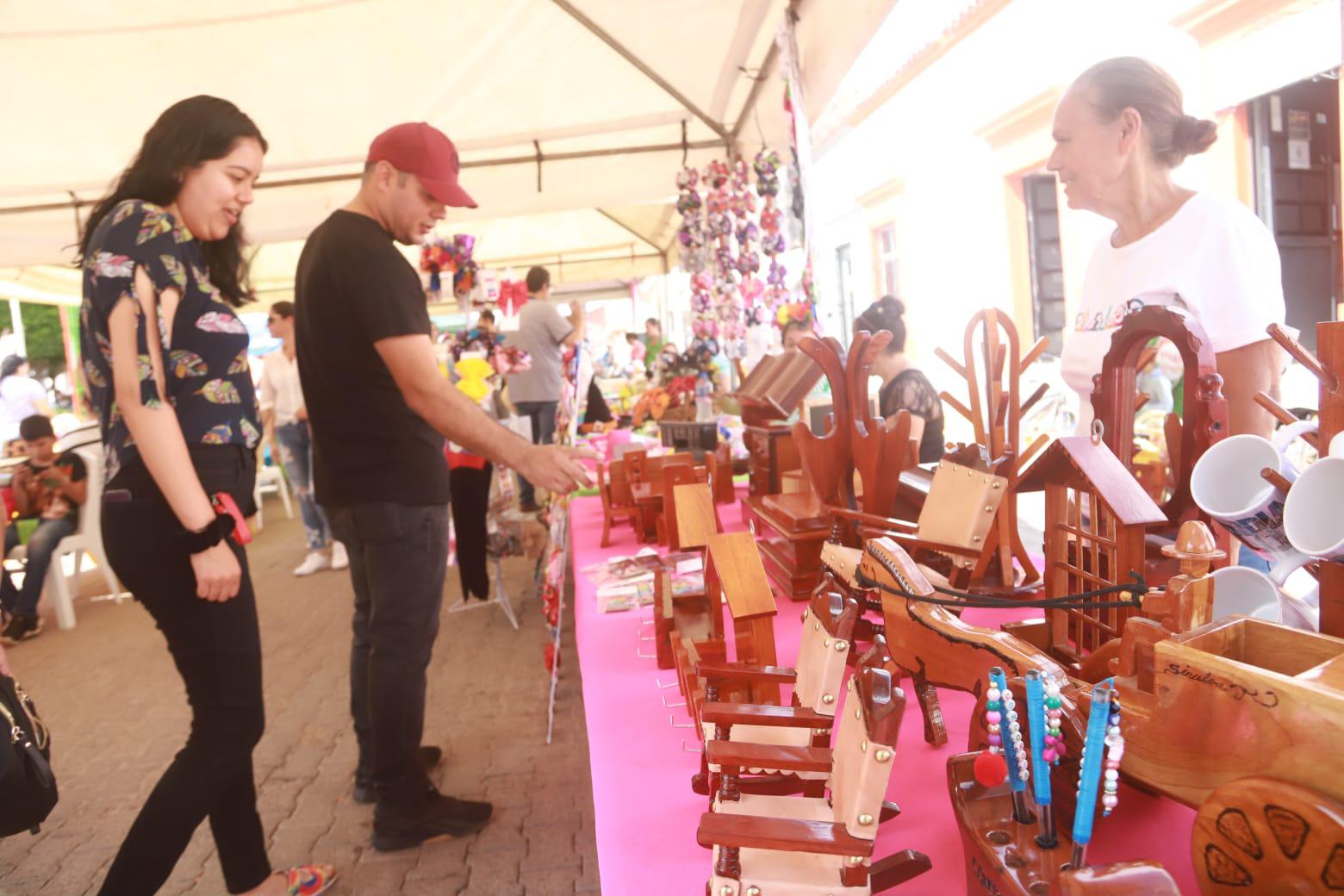 $!Comerciantes de Concordia ven como un ‘respiro’ la Feria del Raspado