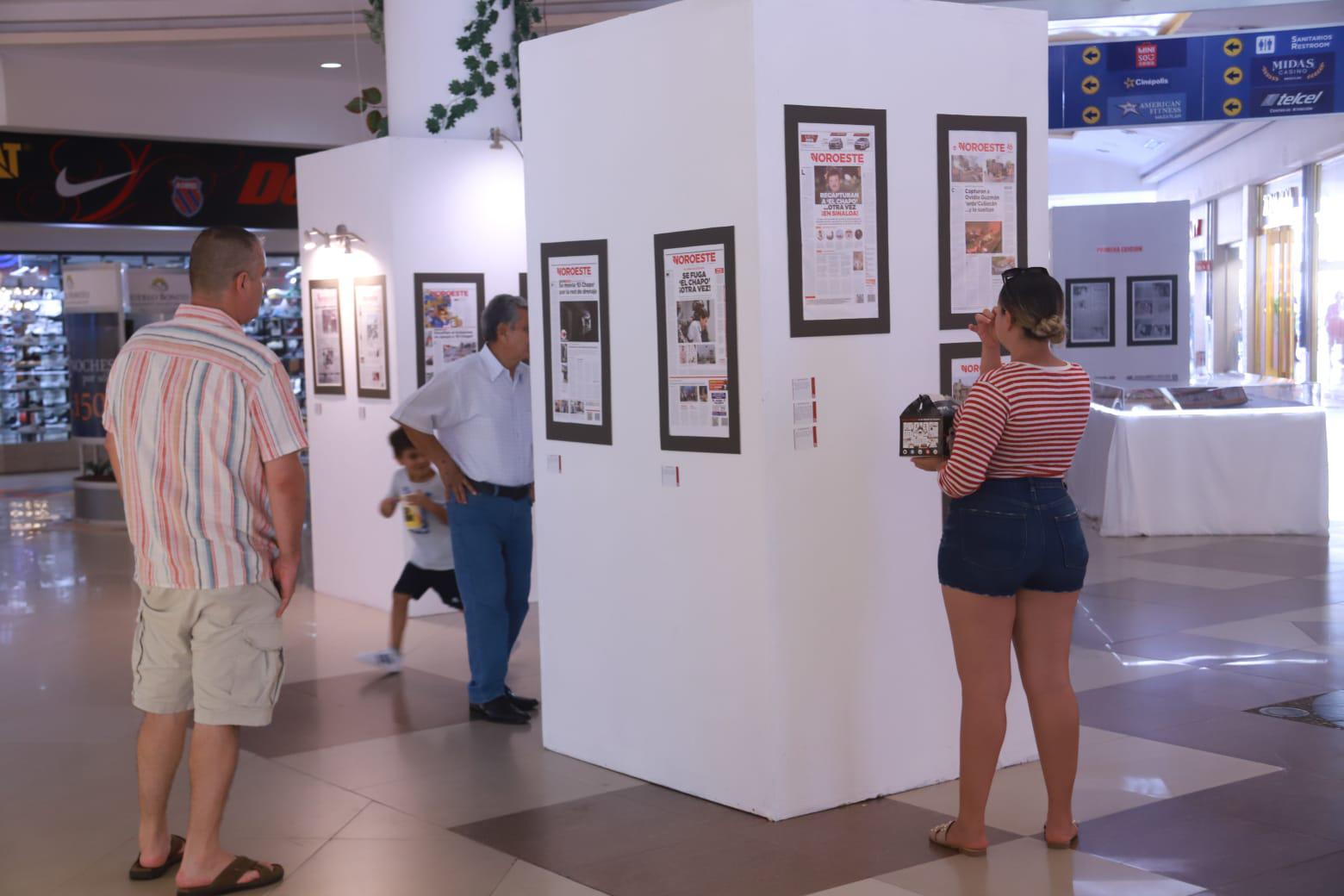 $!Exposición de portadas históricas de Noroeste genera interés en Mazatlán