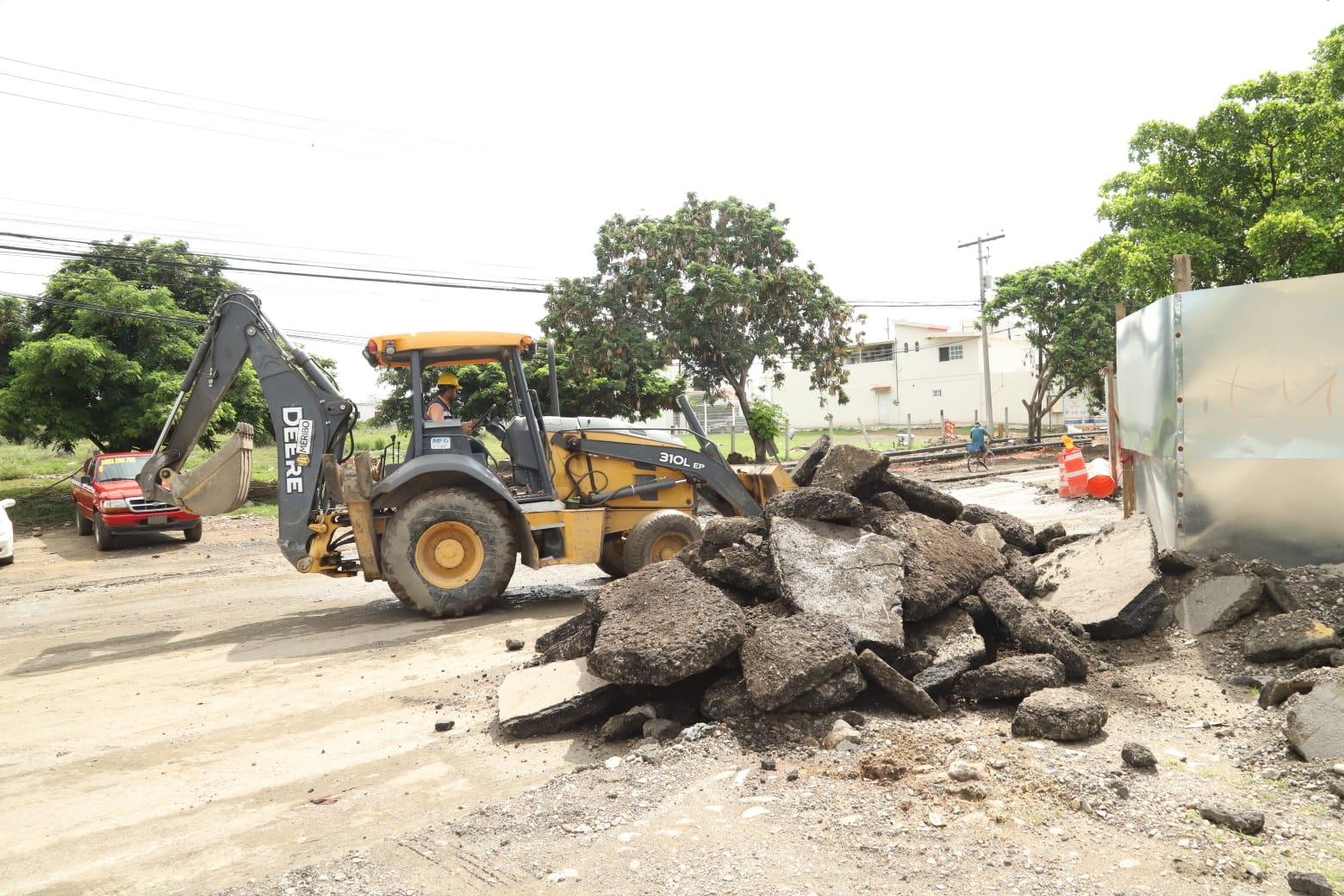 $!Gobierno de Mazatlán intensifica supervisión de obra en el Libramiento Colosio para mitigar caos vial