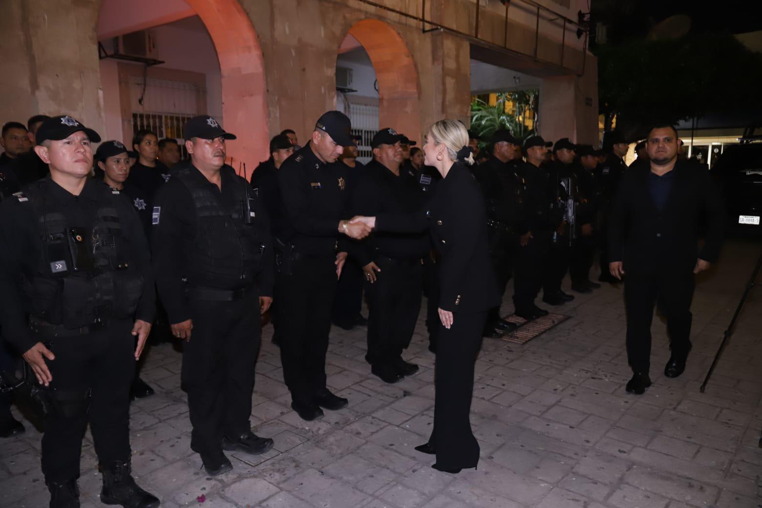 $!Toma Estrella Palacios protesta a Secretario del Ayuntamiento, Tesorero Municipal y Oficial Mayor