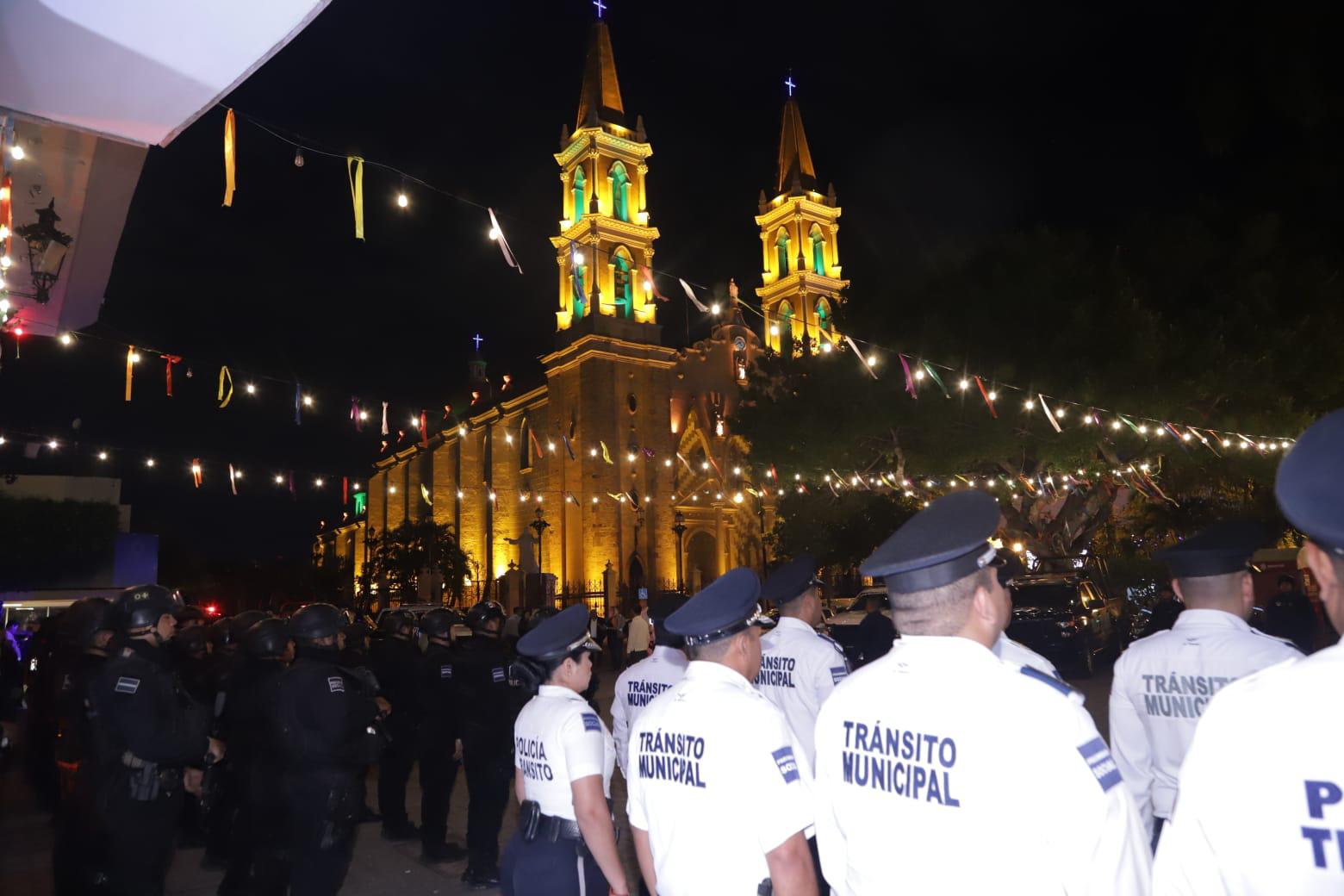 $!Toma Estrella Palacios protesta a Secretario del Ayuntamiento, Tesorero Municipal y Oficial Mayor