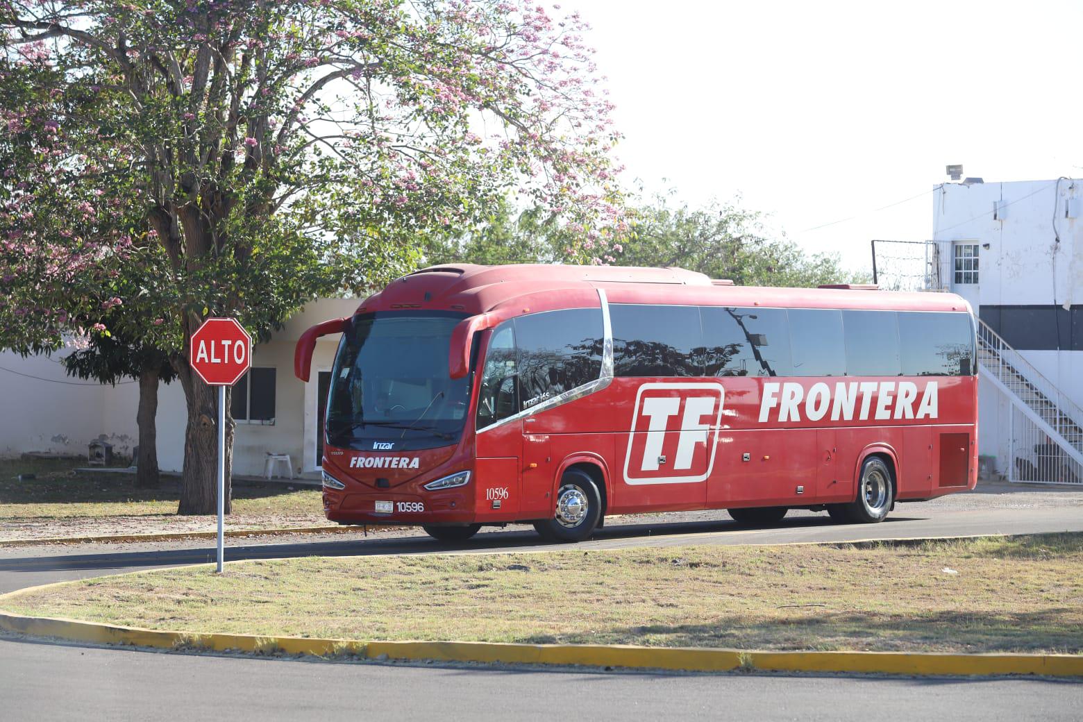 $!Evade Pumas encuentro con la prensa y aficionados a su llegada a Mazatlán