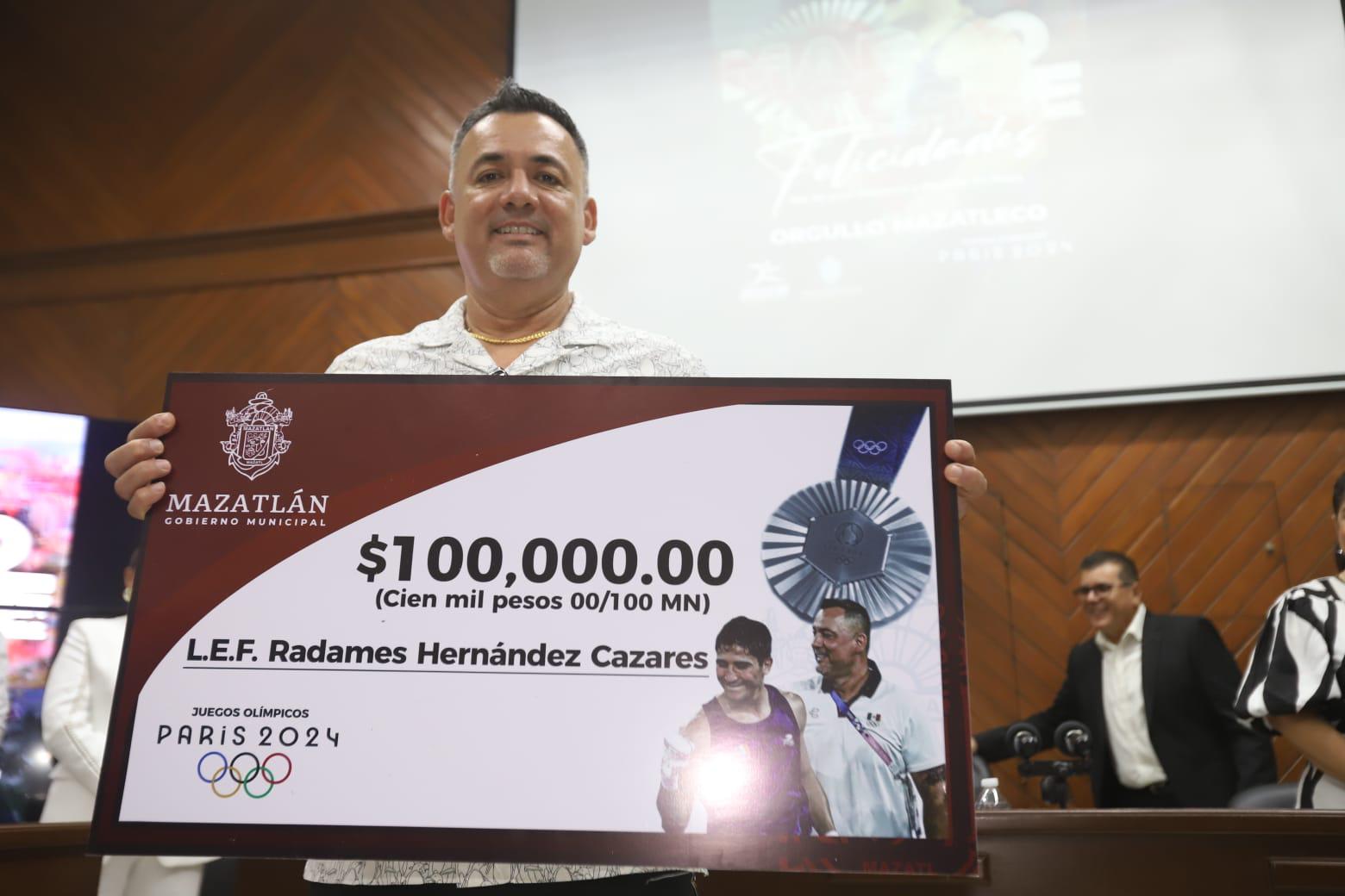 $!Aprueba Cabildo incentivo de $250 mil para Marco Verde y $100 mil para Radamés Hernández